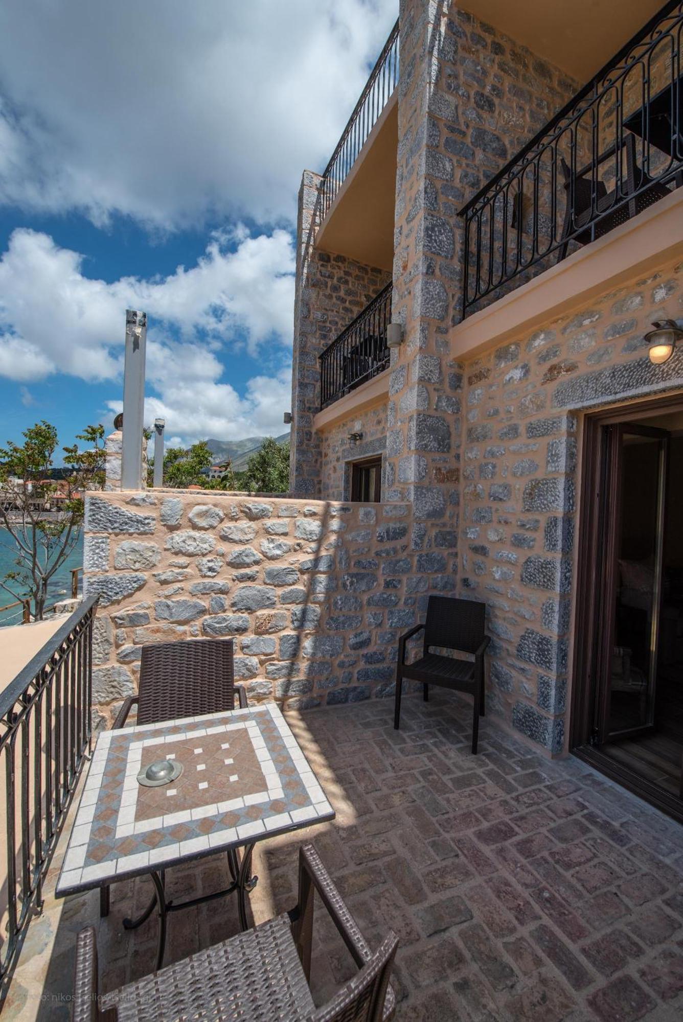 Guesthouse Laoula Yerolimin Exterior foto